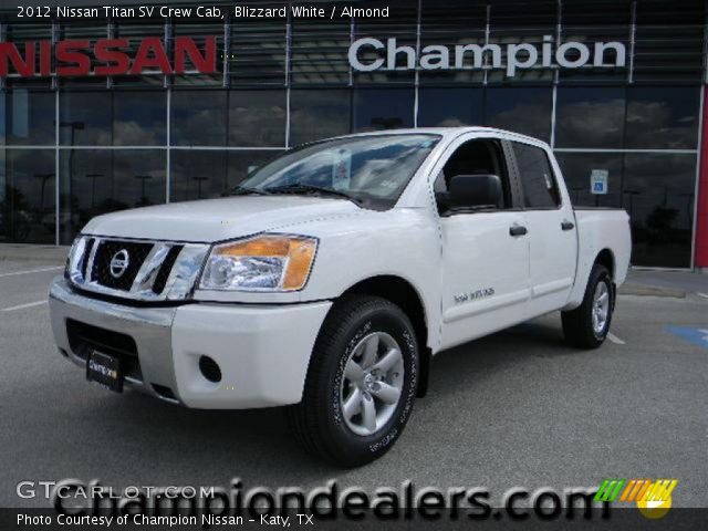 2012 Nissan Titan SV Crew Cab in Blizzard White