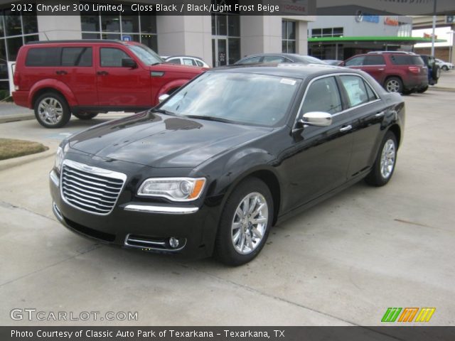2012 Chrysler 300 Limited in Gloss Black