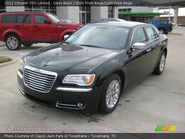 2012 Chrysler 300 Limited in Gloss Black