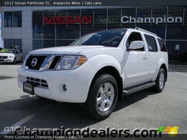 2012 Nissan Pathfinder SV in Avalanche White