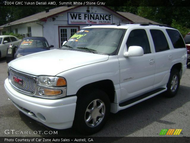2004 GMC Yukon Denali AWD in Summit White