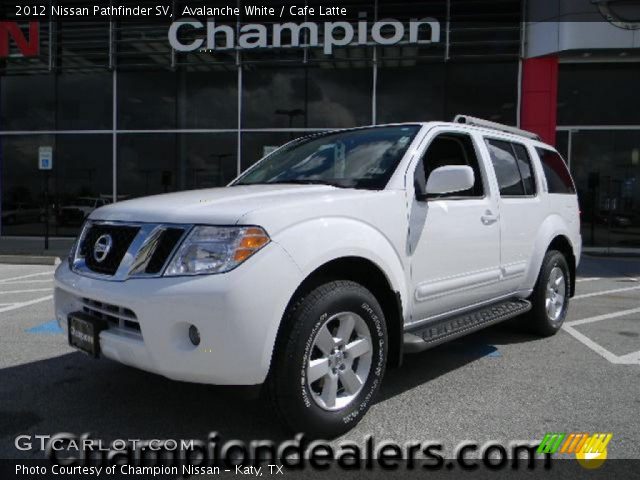 2012 Nissan Pathfinder SV in Avalanche White