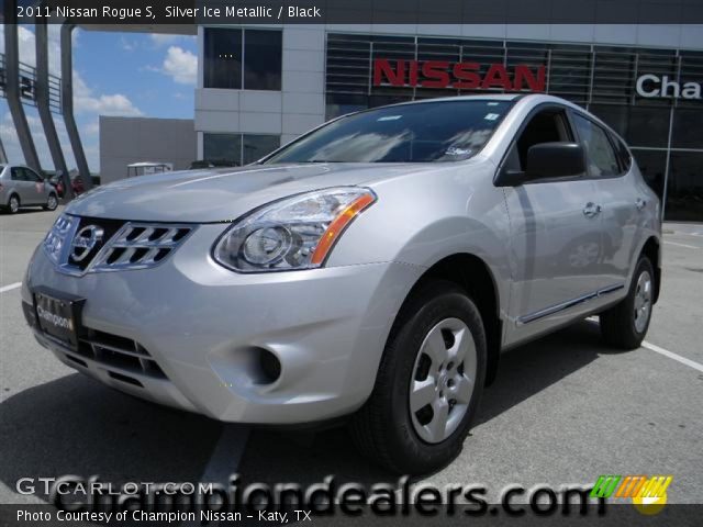 2011 Nissan Rogue S in Silver Ice Metallic