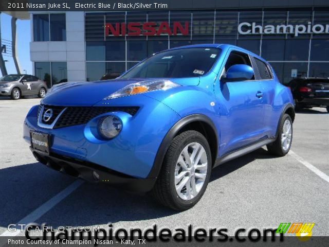 2011 Nissan Juke SL in Electric Blue