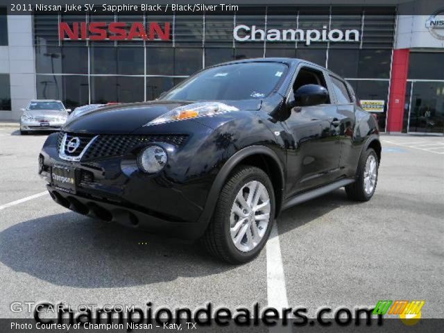2011 Nissan Juke SV in Sapphire Black