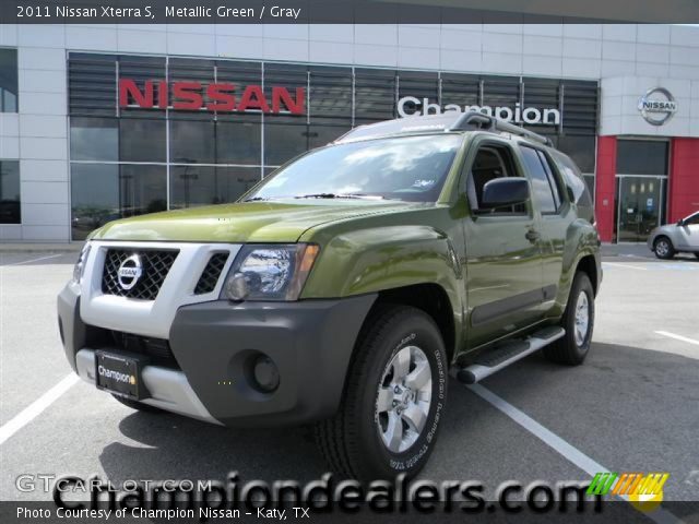 2011 Nissan Xterra S in Metallic Green