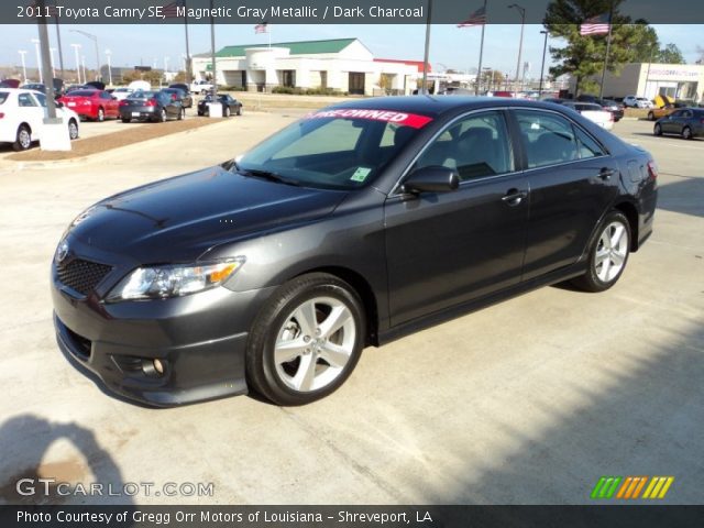 2011 Toyota Camry SE in Magnetic Gray Metallic