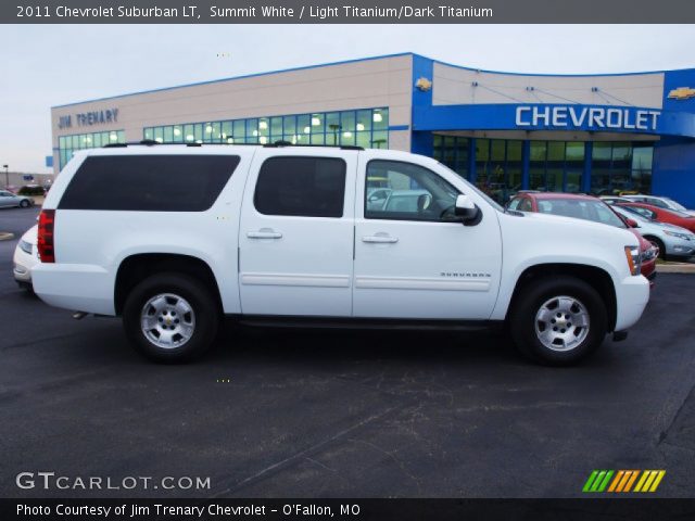 2011 Chevrolet Suburban LT in Summit White