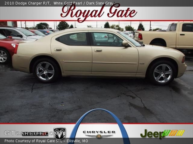 2010 Dodge Charger R/T in White Gold Pearl