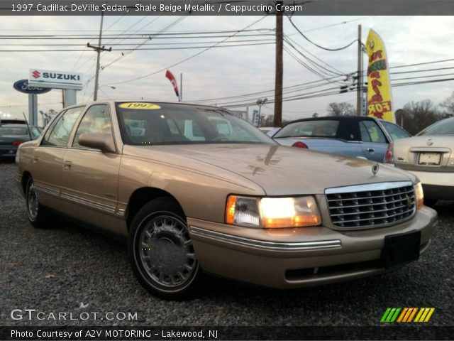 1997 Cadillac DeVille Sedan in Shale Beige Metallic