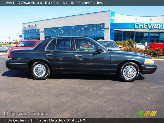 1999 Ford Crown Victoria  in Dark Green Metallic