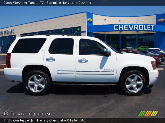2009 Chevrolet Tahoe LTZ in Summit White