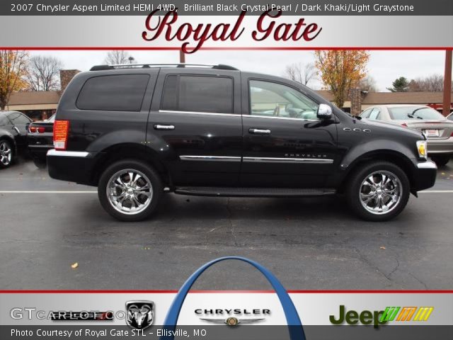 2007 Chrysler Aspen Limited HEMI 4WD in Brilliant Black Crystal Pearl