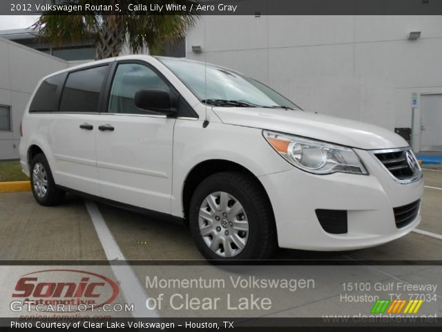 2012 Volkswagen Routan S in Calla Lily White