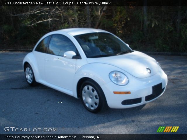 2010 Volkswagen New Beetle 2.5 Coupe in Candy White