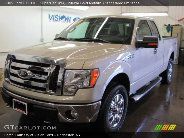 2009 Ford F150 XLT SuperCab 4x4 in Pueblo Gold Metallic