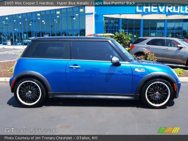 2005 Mini Cooper S Hardtop in Hyper Blue Metallic