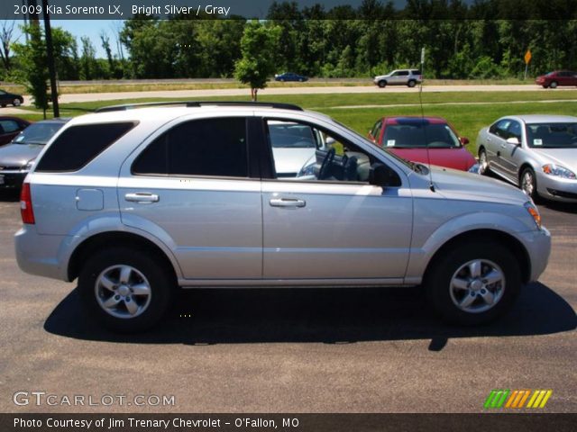 2009 Kia Sorento LX in Bright Silver