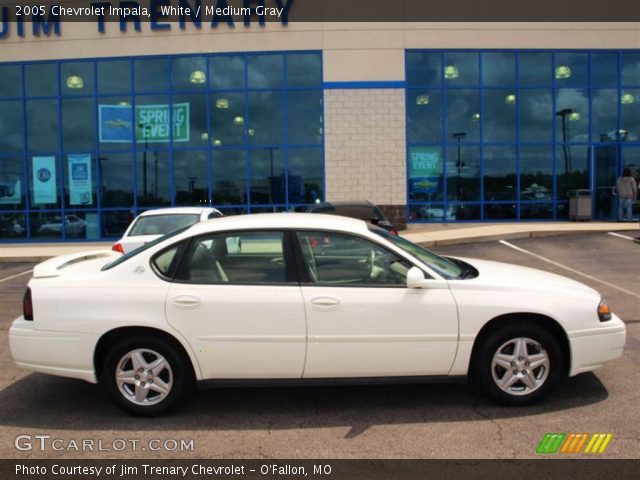 2005 Chevrolet Impala  in White