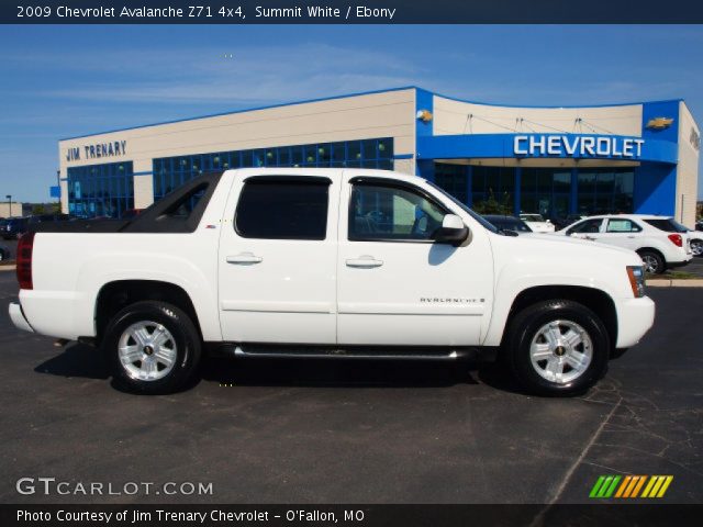 2009 Chevrolet Avalanche Z71 4x4 in Summit White