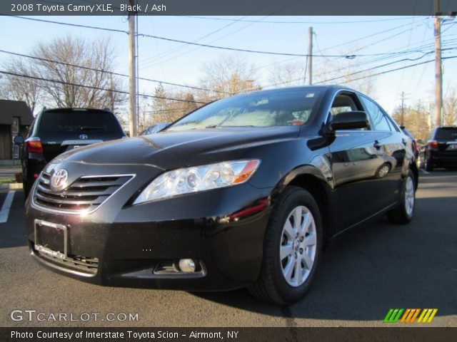 2008 Toyota Camry XLE in Black