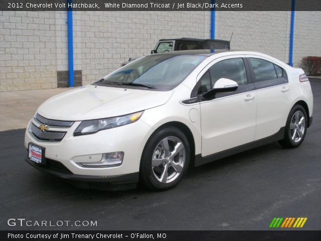 2012 Chevrolet Volt Hatchback in White Diamond Tricoat