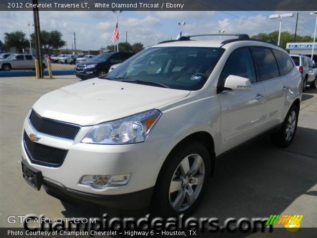 2012 Chevrolet Traverse LT in White Diamond Tricoat