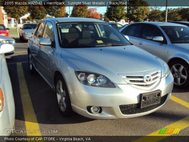 2005 Mazda MAZDA3 s Hatchback in Sunlight Silver Metallic
