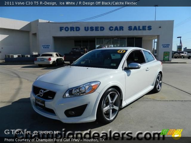 2011 Volvo C30 T5 R-Design in Ice White