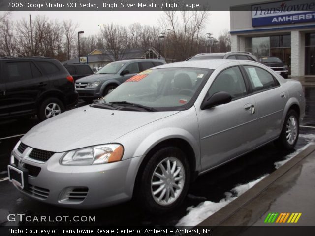 2006 Dodge Stratus SXT Sedan in Bright Silver Metallic