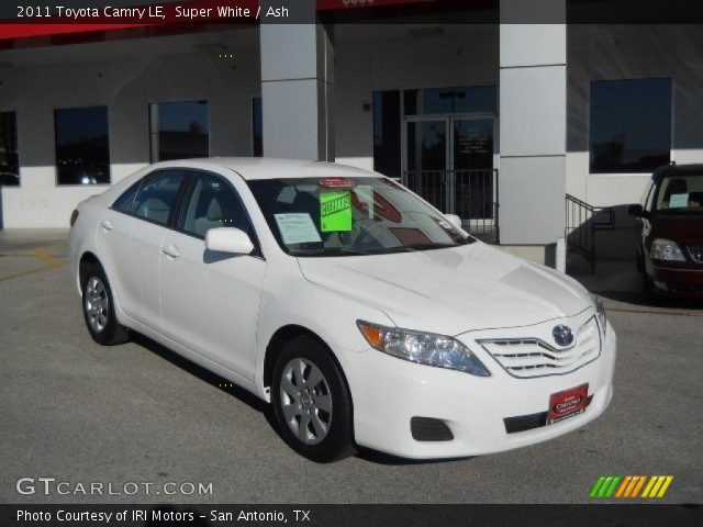 2011 Toyota Camry LE in Super White