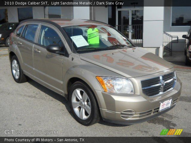 2010 Dodge Caliber SXT in Light Sandstone Metallic