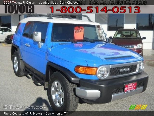 2007 Toyota FJ Cruiser  in Voodoo Blue