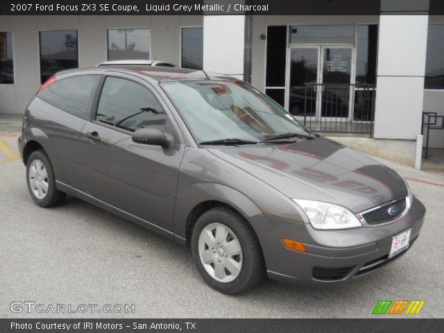 2007 Ford Focus ZX3 SE Coupe in Liquid Grey Metallic