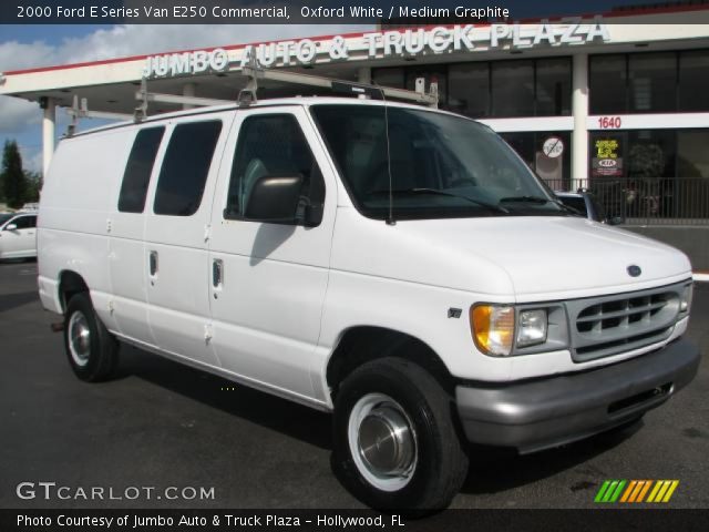 2000 Ford E Series Van E250 Commercial in Oxford White