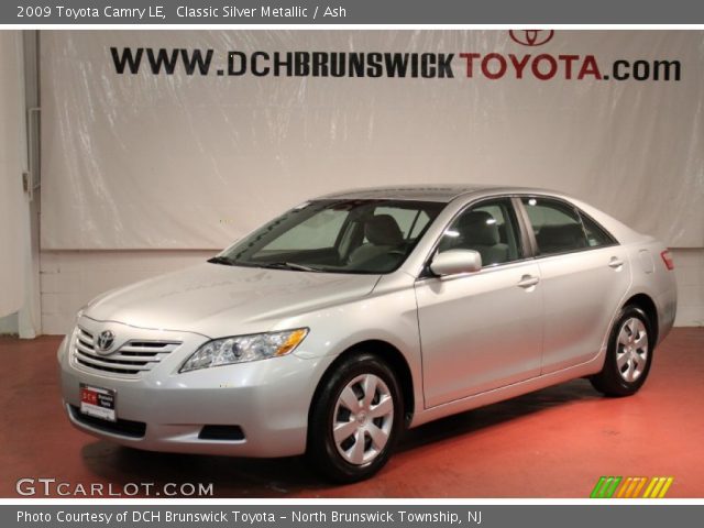 2009 Toyota Camry LE in Classic Silver Metallic