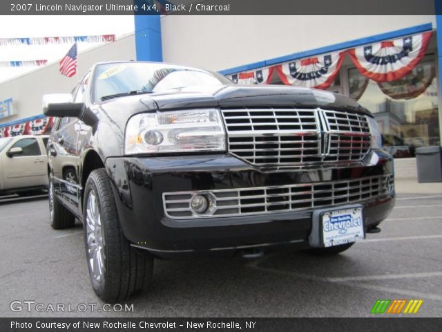 2007 Lincoln Navigator Ultimate 4x4 in Black