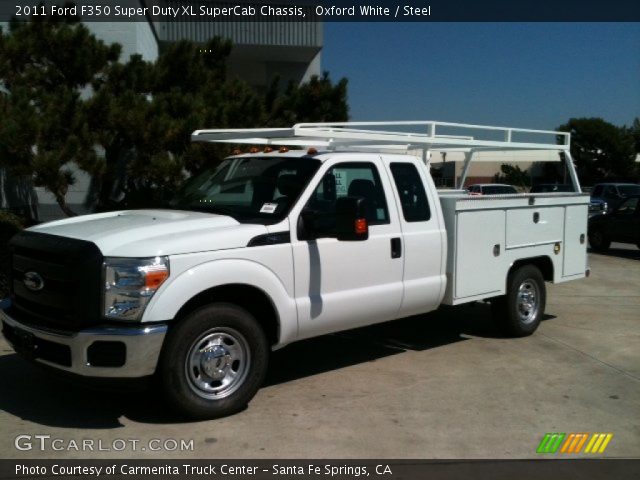 2011 Ford F350 Super Duty XL SuperCab Chassis in Oxford White