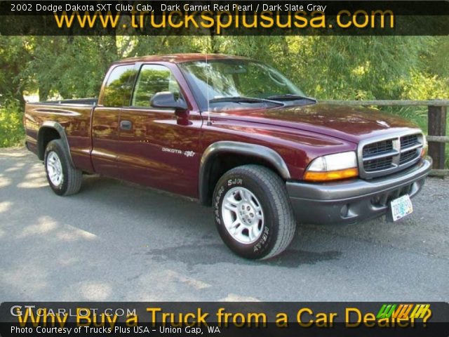 2002 Dodge Dakota SXT Club Cab in Dark Garnet Red Pearl