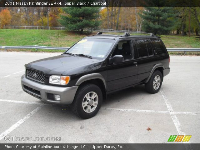 2001 Nissan Pathfinder SE 4x4 in Super Black