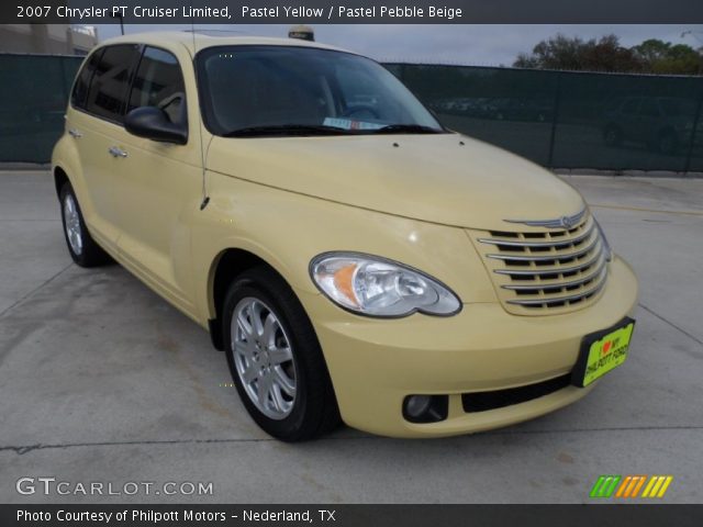 2007 Chrysler PT Cruiser Limited in Pastel Yellow