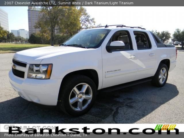 2007 Chevrolet Avalanche LTZ in Summit White