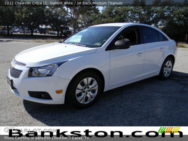 2012 Chevrolet Cruze LS in Summit White