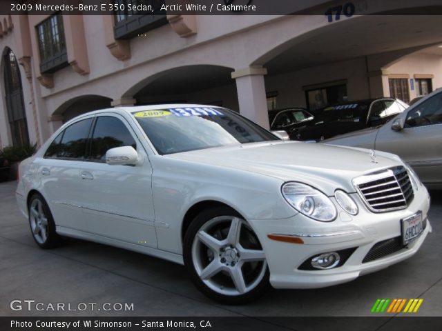 2009 Mercedes-Benz E 350 Sedan in Arctic White