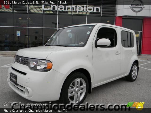2011 Nissan Cube 1.8 SL in White Pearl