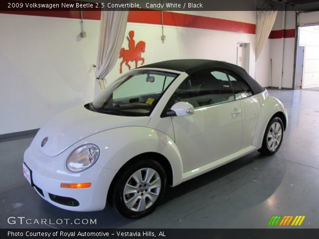 2009 Volkswagen New Beetle 2.5 Convertible in Candy White