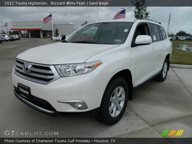2012 Toyota Highlander  in Blizzard White Pearl