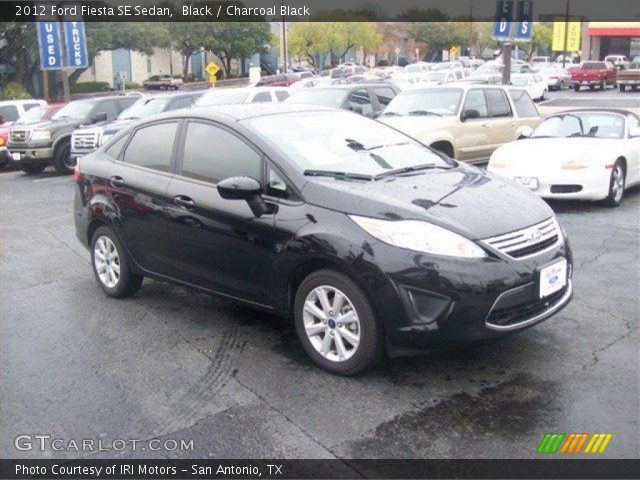 2012 Ford Fiesta SE Sedan in Black