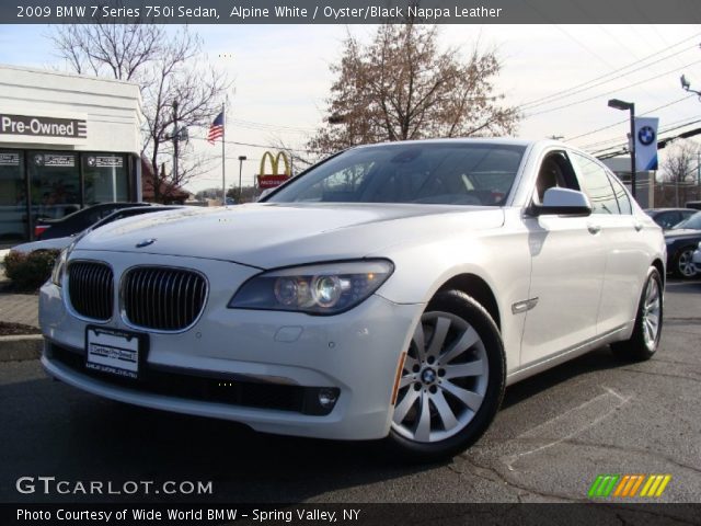 2009 BMW 7 Series 750i Sedan in Alpine White