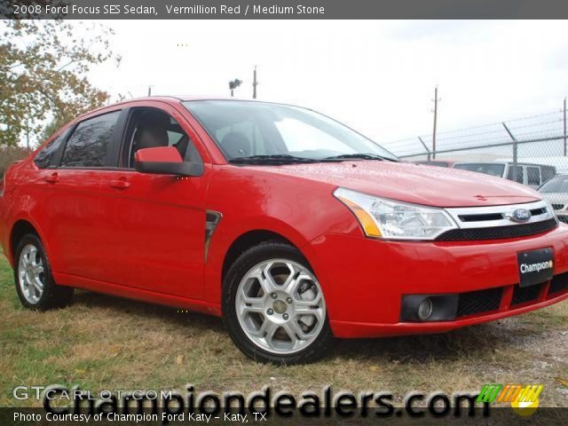 2008 Ford Focus SES Sedan in Vermillion Red